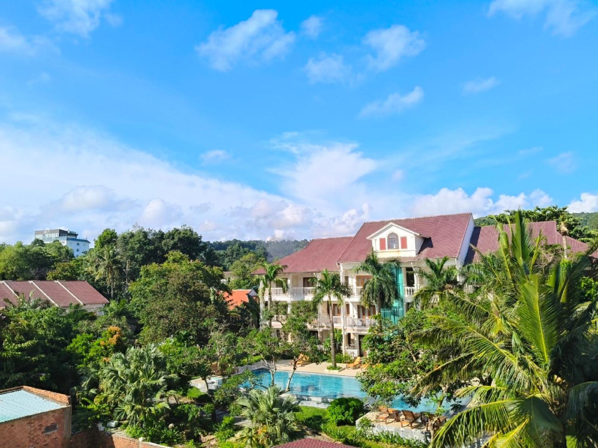 Tahiti Resort Дуонг-Донг Экстерьер фото